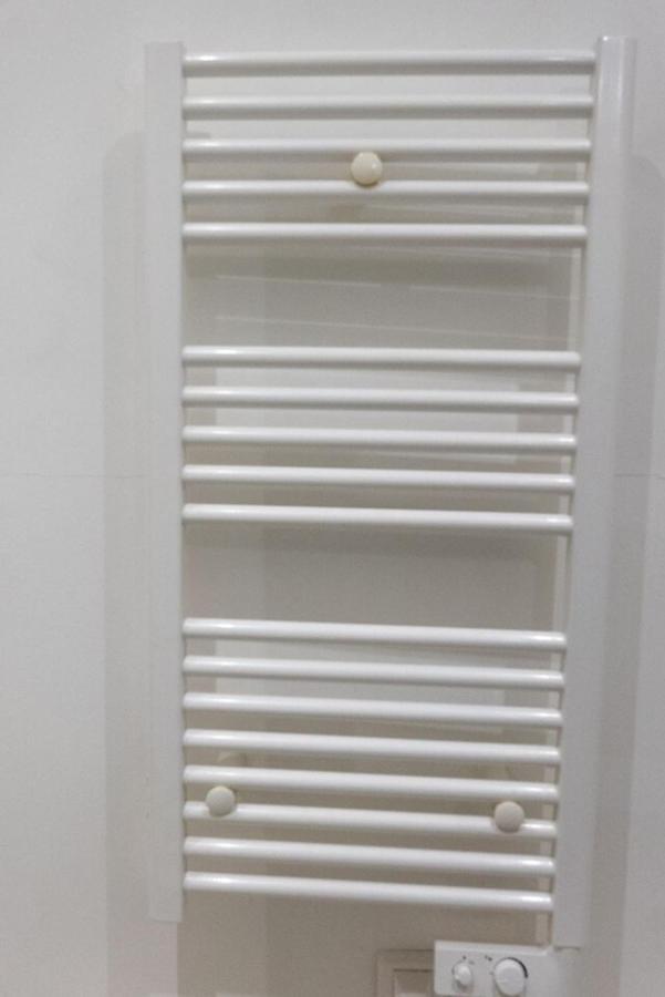 Chez Jean - Beautiful Renovated Studio - Cordeliers Lyon Bagian luar foto