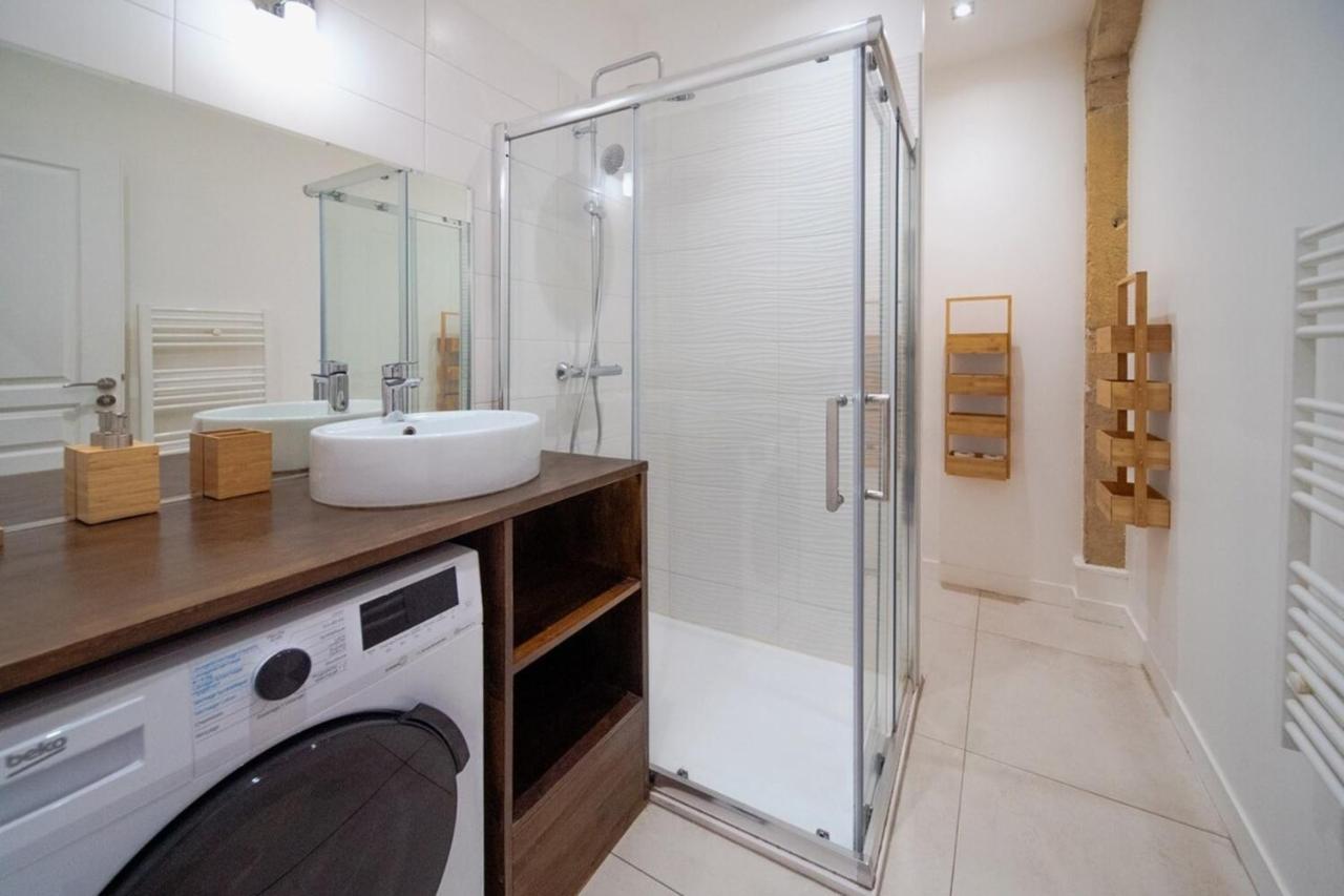 Chez Jean - Beautiful Renovated Studio - Cordeliers Lyon Bagian luar foto